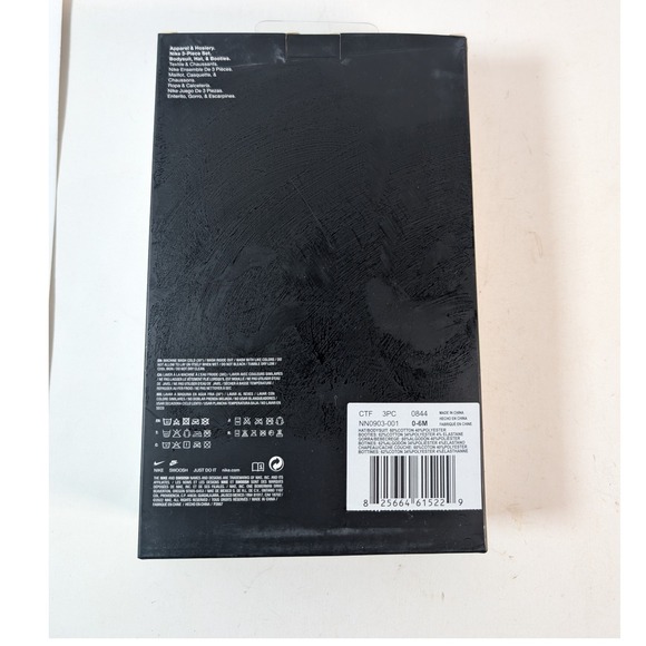 Nike 3 Piece Baby Set Bodysuit Hat Booties Newborn 0 6 Months Just Do It Logo - Picture 3 of 4